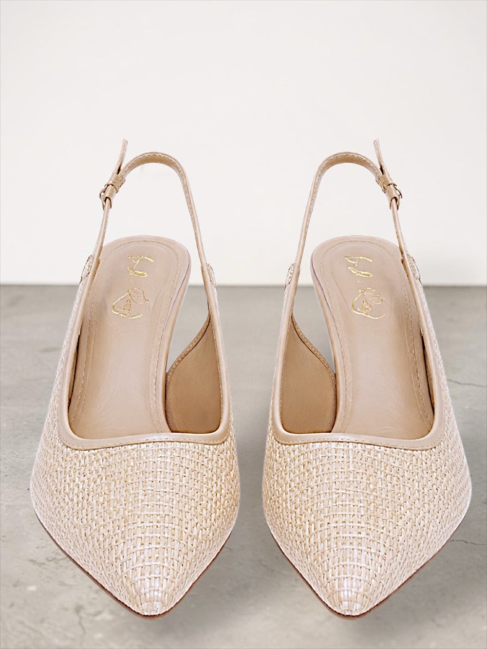 Pointed Slingback Flats in Natural Woven Beige - Picture 3 of 8
